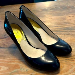 Michael Kors MK-Flex Pump Black Patent 8.5 Like New